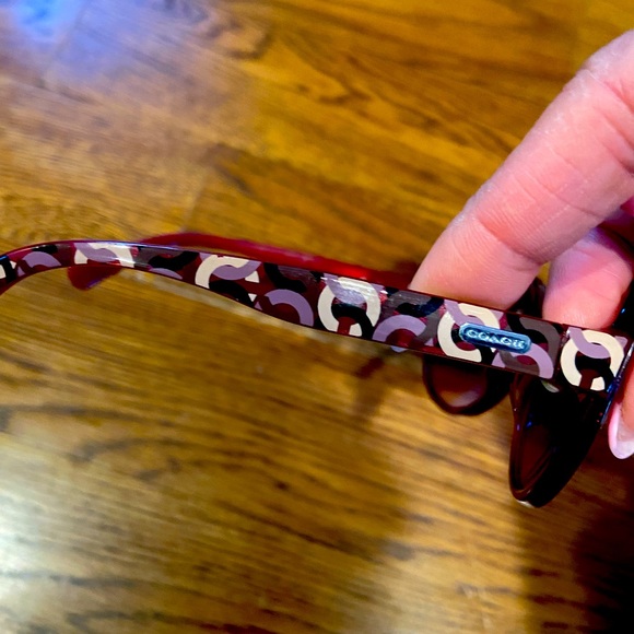 Authentic Coach sunglasses large plastic frame pink, purple, black, and white. - Picture 4 of 5